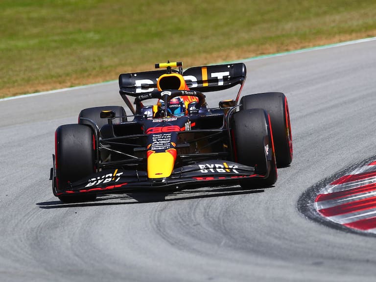 BARCELONA, SPAIN - MAY 20: Juri Vips of Estonia driving the Oracle Red Bull Racing RB18 Honda during practice ahead of the F1 Grand Prix of Spain at Circuit de Barcelona-Catalunya on May 20, 2022 in Barcelona, Spain. (Photo by Eric Alonso/Getty Images)