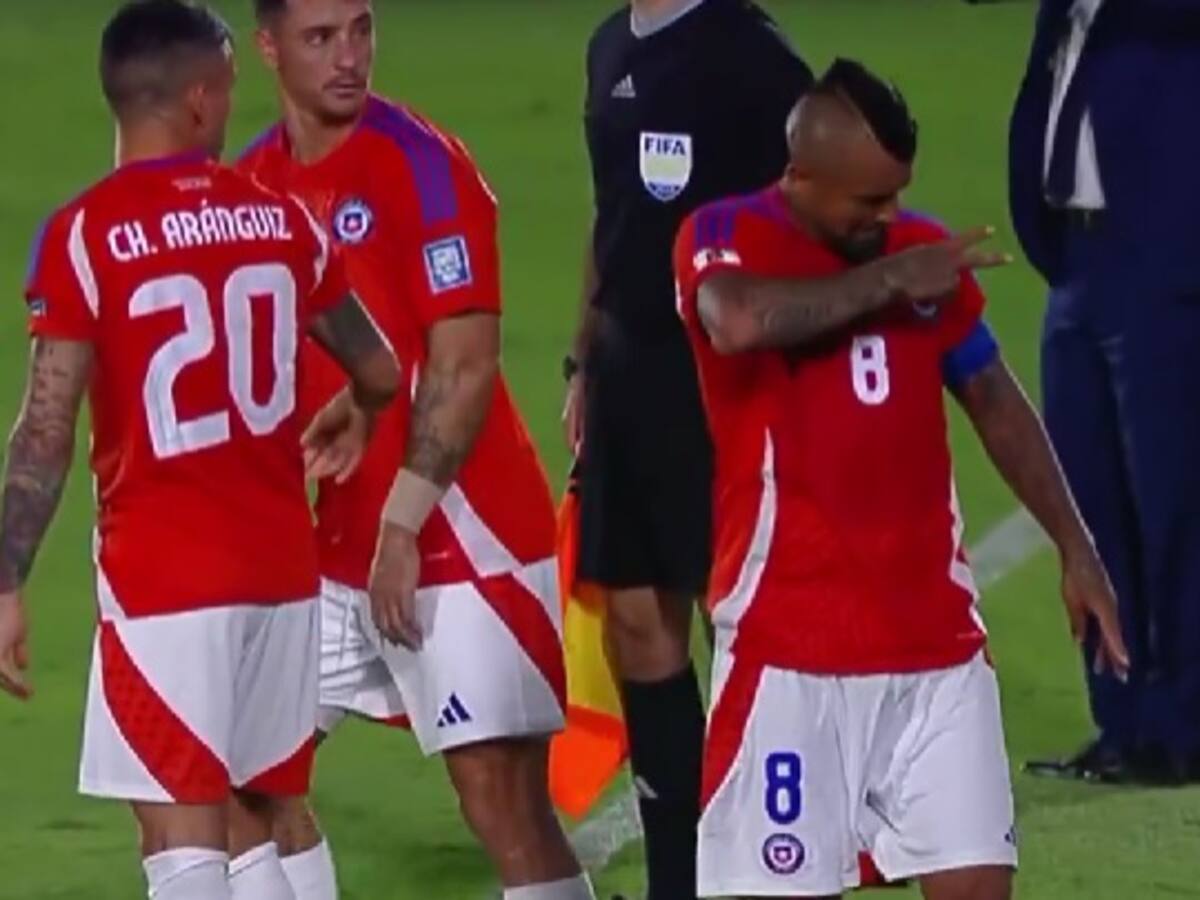 Les enrostró el bicampeonato de América: el provocador gesto de Arturo Vidal a los paraguayos tras dejar la cancha del Defensores del Chaco