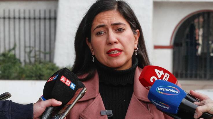 “Que esto permita...”: alcaldesa de Quinta Normal reacciona a detención de chofer que trasladó cadáver frente a su casa