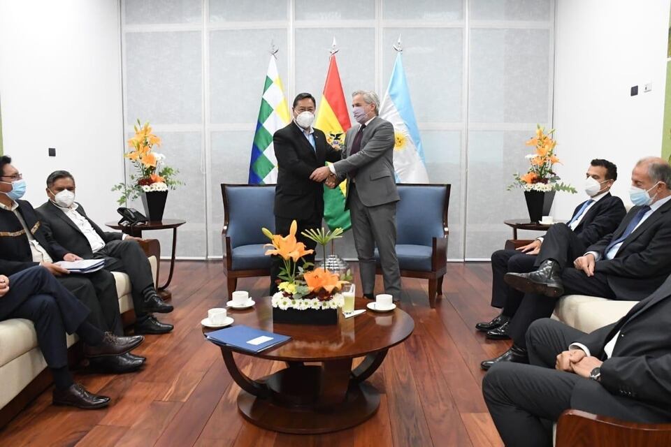 El canciller argentino Felipe Solá en su visita oficial en Bolivia