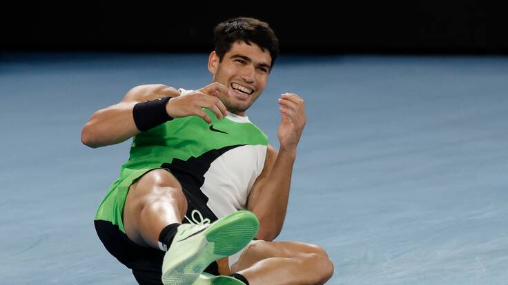 Alcaraz hace historia en el Australian Open: vence a Djokovic y bate un récord que parecía imposible
