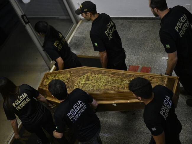 Policía federal custodia los restos encontrados en el Amazona de Brasil