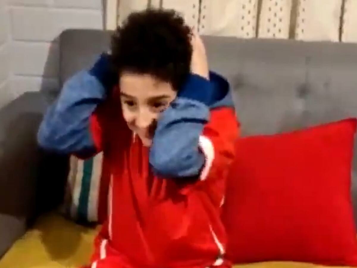 ¡Hay trato! La tremenda emoción del pequeño Cristóbal tras enterarse que intercambiará camiseta con Ben Brereton