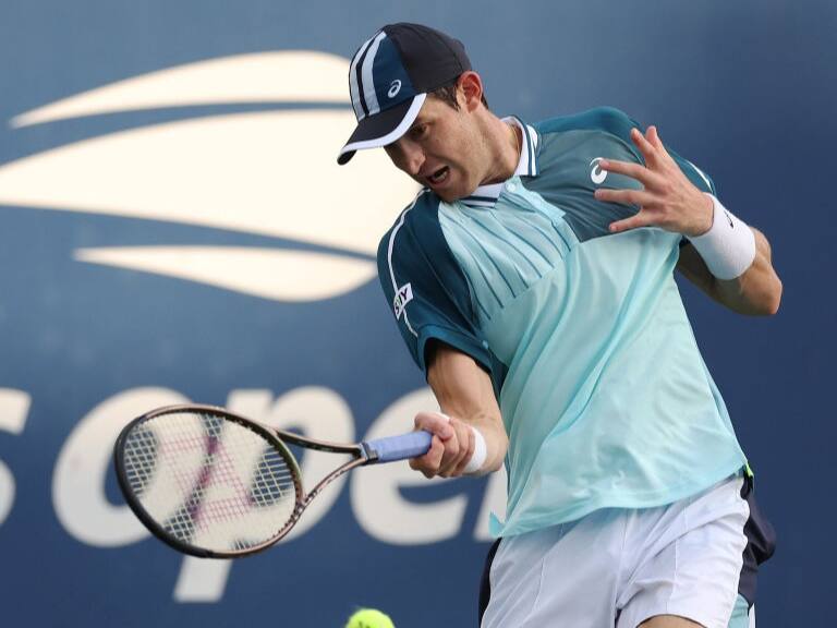 Álex de Minaur arrasa con Nicolás Jarry para eliminarlo en la tercera ronda del US Open