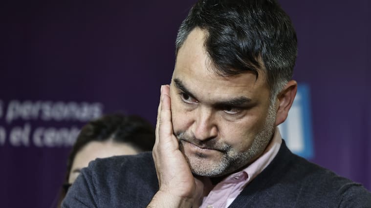 13 de junio 2022/SantiagoEl Presidente de Union demócrata Independiente Javier Macaya durante punto de prensa para referiste a temas del acontecer nacional
FOTO: KARIN POZOAGENCIAUNO