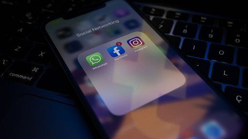 Expero en ciberseguridad explicó la caída de las redes sociales