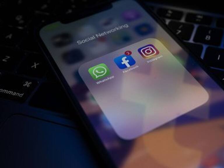 Expero en ciberseguridad explicó la caída de las redes sociales