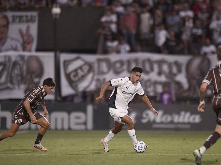 Felipe Loyola y Luciano Cabral dijeron presente en amargo empate de Independiente por la Liga Argentina | X: Independiente