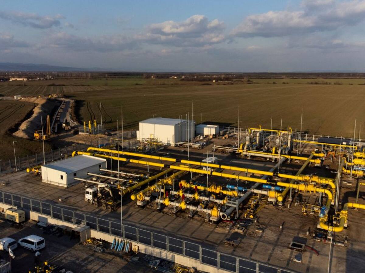 Gobierno de Bulgaria busca alternativas al gas de Rusia en Estados Unidos