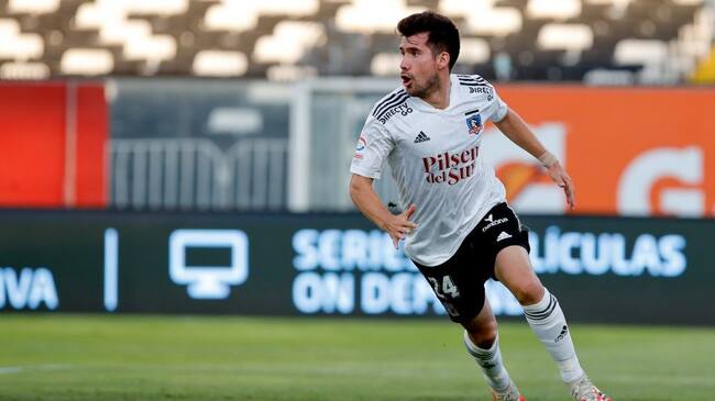 31 de Enero del 2021/SANTIAGOCésar Fuentes(c) celebra su primer gol y el 2 a 1 de Colo Colo ,durante el partido valido por la Vigésimo Sexta fecha del Campeonato Nacional AFP PlanVital 2020, entre Colo Colo vs Unión La Calera, disputado en el Estadio Monumental.
FOTO:FRANCISCO LONGA/AGENCIAUNO