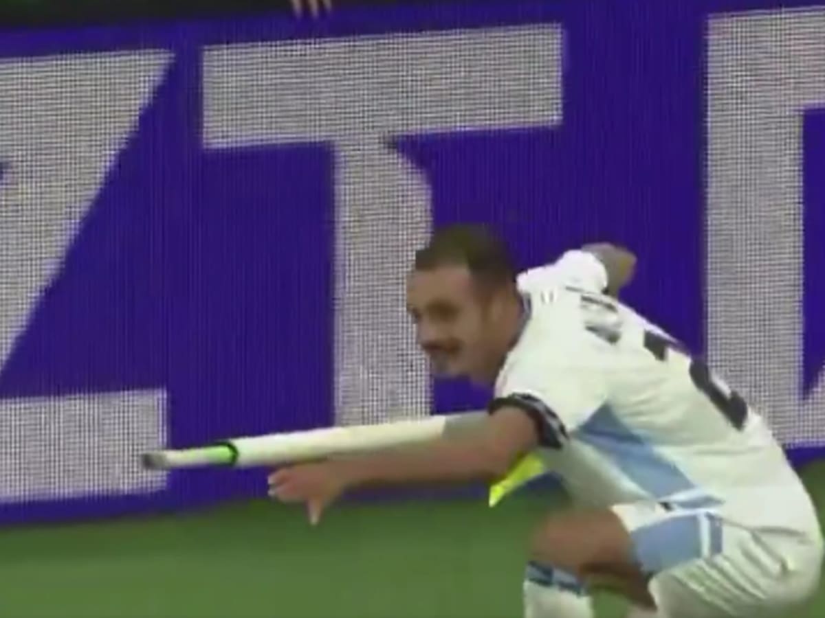 Jugador de Israel celebró un gol simulando un rifle y esto ocurrió: polémica en la Nations League