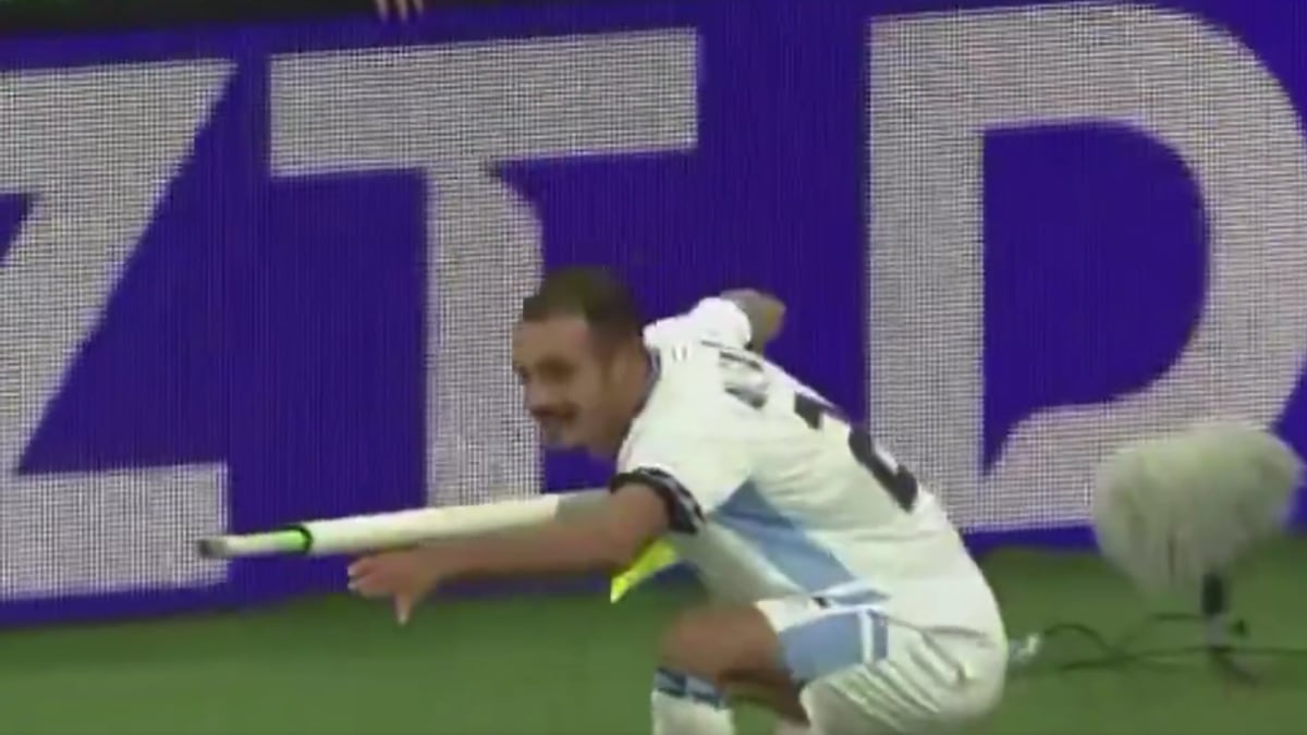Jugador de Israel celebró un gol simulando un rifle y esto ocurrió: polémica en la Nations League