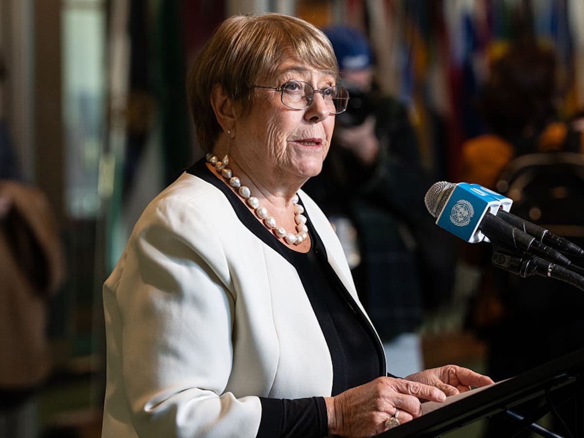 “No debería decir esto...”: Bachelet desafía posibilidad de veto en carrera por liderar la ONU