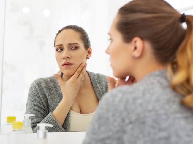 Qué es la “cara de cortisol” y de qué se trata esta hormona que se ha vuelto un fenómeno viral en redes sociales