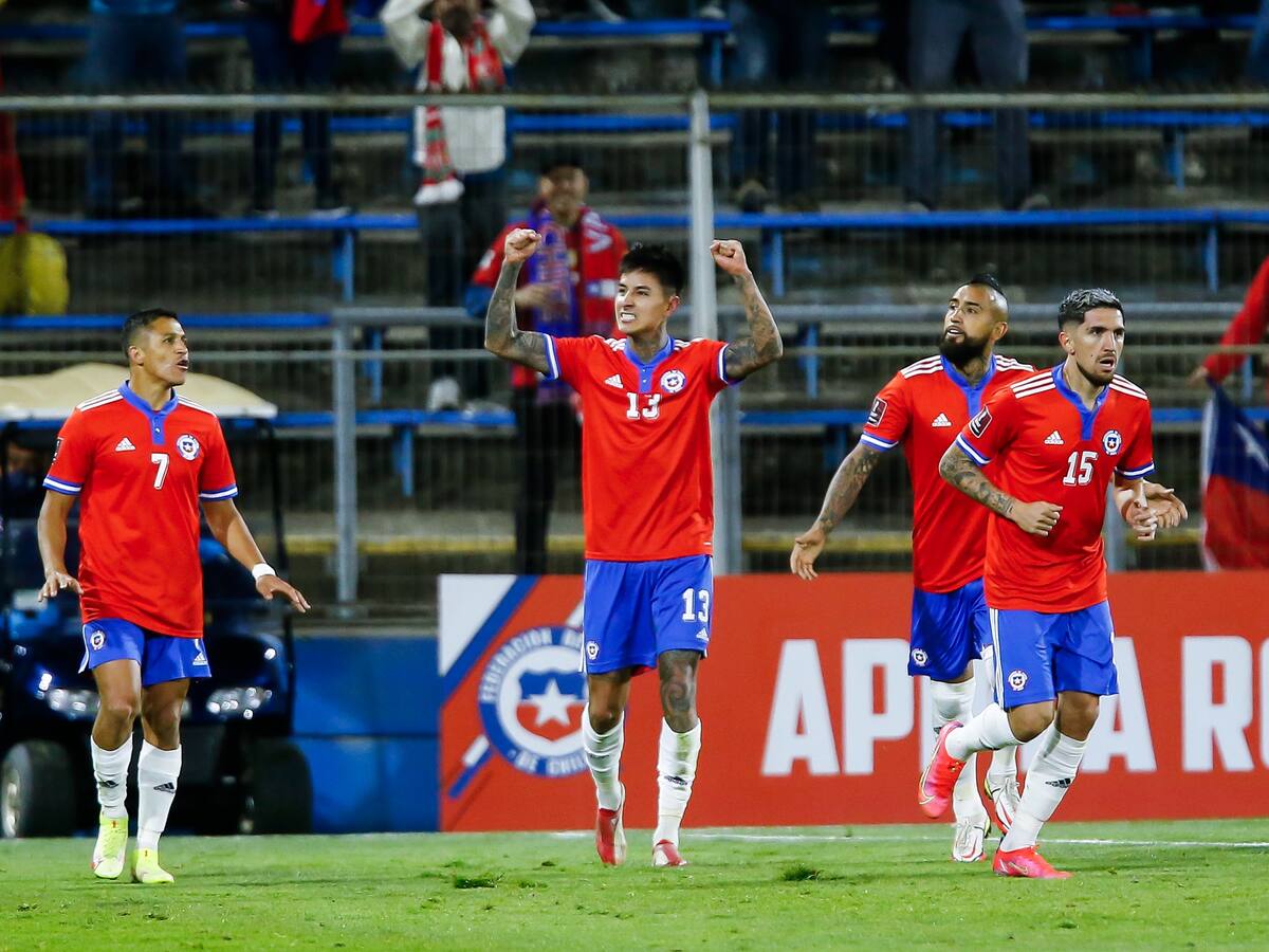 “No tengo que pensar en mi retorno a la selección chilena… En base a lo que hago en mi club me puedo ganar o no el llamado”