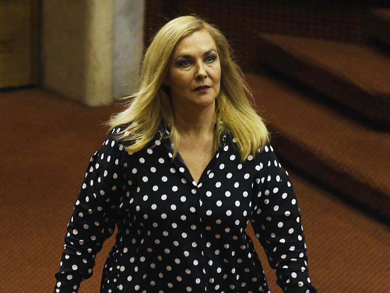Pamela Jiles pidió al Gobierno suspender cobro de agua, luz, gas e internet por coronavirus Covid-19