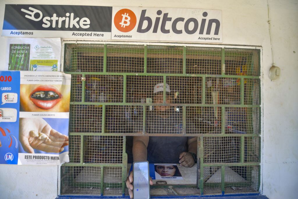 Un comerciante ofrece el pago en bitcoin en Chiltuipan