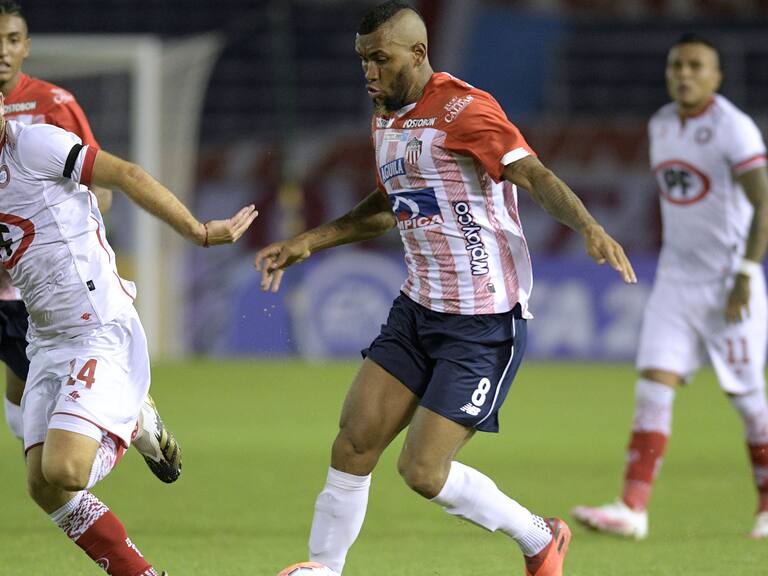 Rival de Coquimbo Unido en Copa Sudamericana tendría doce jugadores positivos de Covid-19