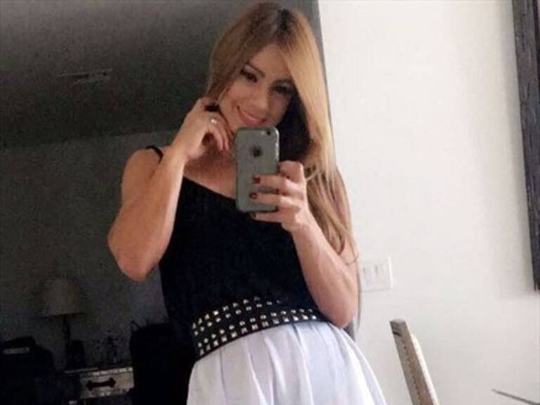 Esperanza Gómez desafía las estrictas reglas de Instagram con osada fotografía