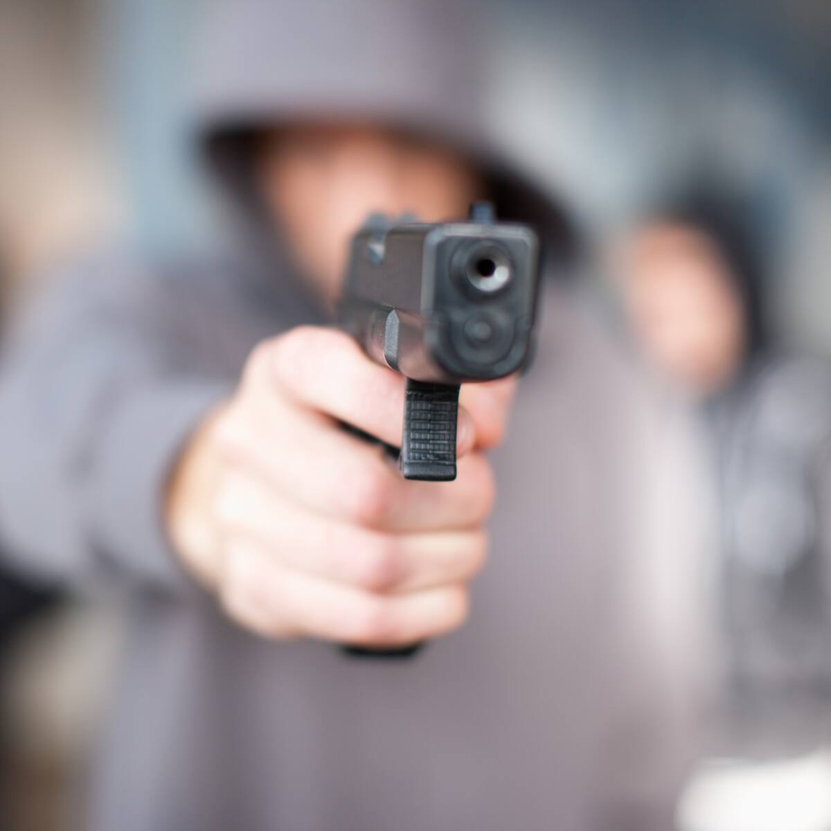 ENUSC 2025: hogares víctimas de delitos violentos bajan a 7,9%, pero 8 de cada 10 personas aún creen que la delincuencia sigue elevada en Chile