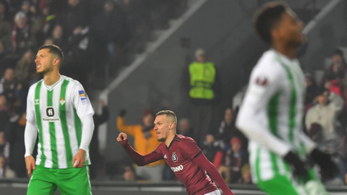 Sin Claudio Bravo: Sparta Praga derrotó al Real Betis por la Europa League