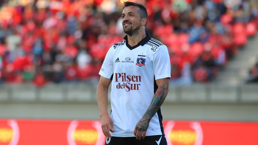 Gabriel Costa no se inmuta ante las críticas a su nivel en Colo Colo: "Estoy muy feliz acá, me siento respaldado y querido"