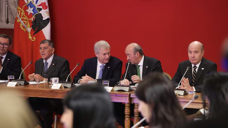 Tras primeros 100 días de Gobierno: Presidente Kast convoca a su gabinete y activa mesa interministerial para crear 50 mil empleos antes de octubre