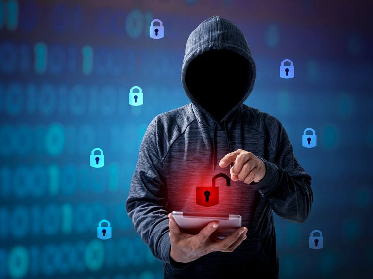 Cientos de denuncias: acusan a páginas y aplicaciones por extorsionar clientes a través de un click