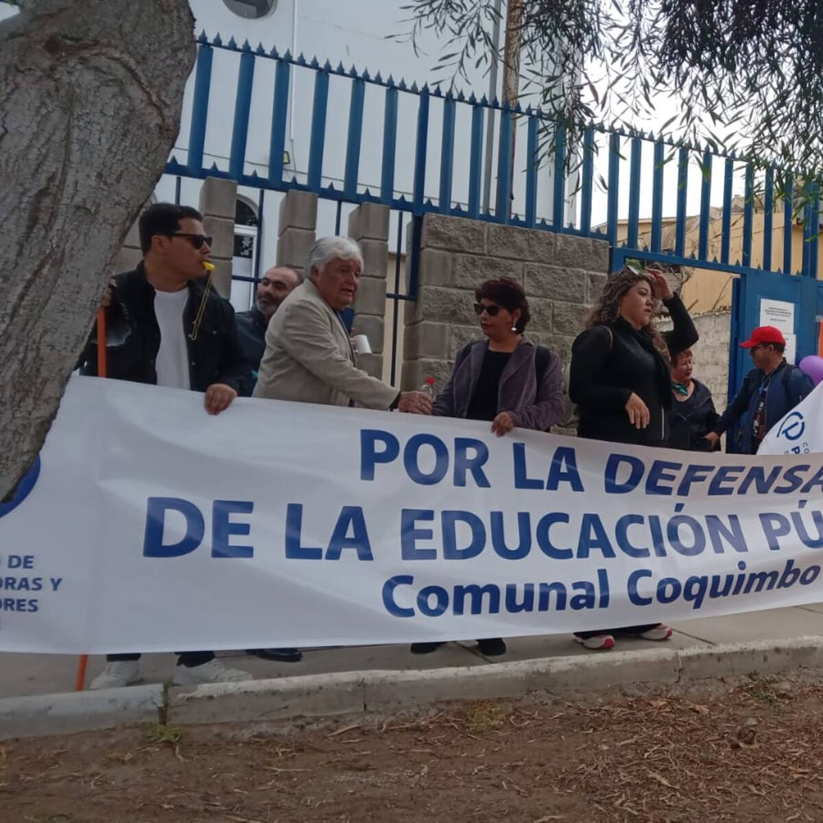 27 colegios en Coquimbo paralizan sus actividades: profesores apuntan a no pago de sueldos y mala administración por parte de SLEP