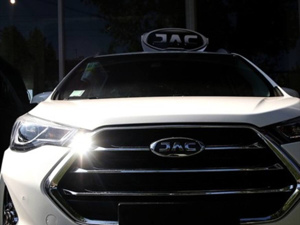 Venta de autos nuevos cayó en 2019 por primera vez en cuatro años