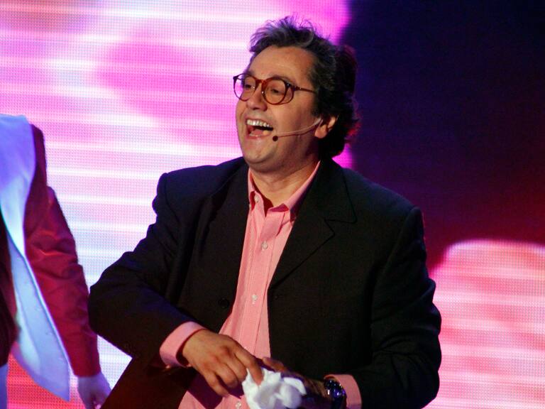 Claudio Reyes responde a Narea: «Les pagaron con oro por cantar contra los milicos»