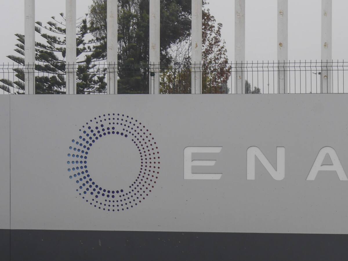 Paro en ENAP: Gobierno califica de «muy difícil» llegar a acuerdo