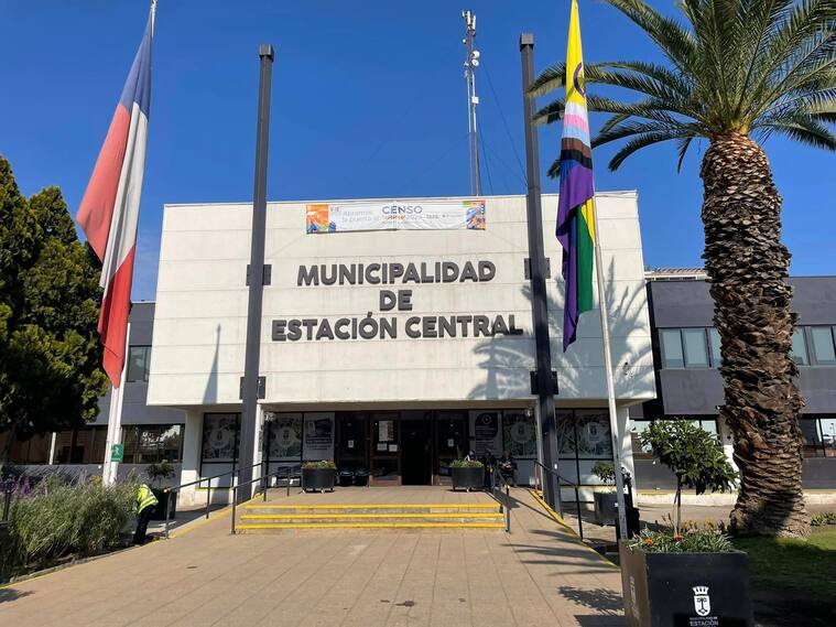 Municipalidad de Estación Central renombra calle para homenajear a destacado músico chileno