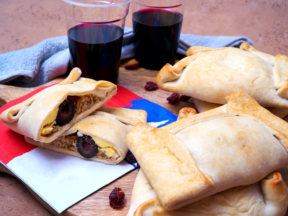 Cuáles son las mejores empanadas de pino en Chile en 2024, cuánto valen y dónde se pueden comprar