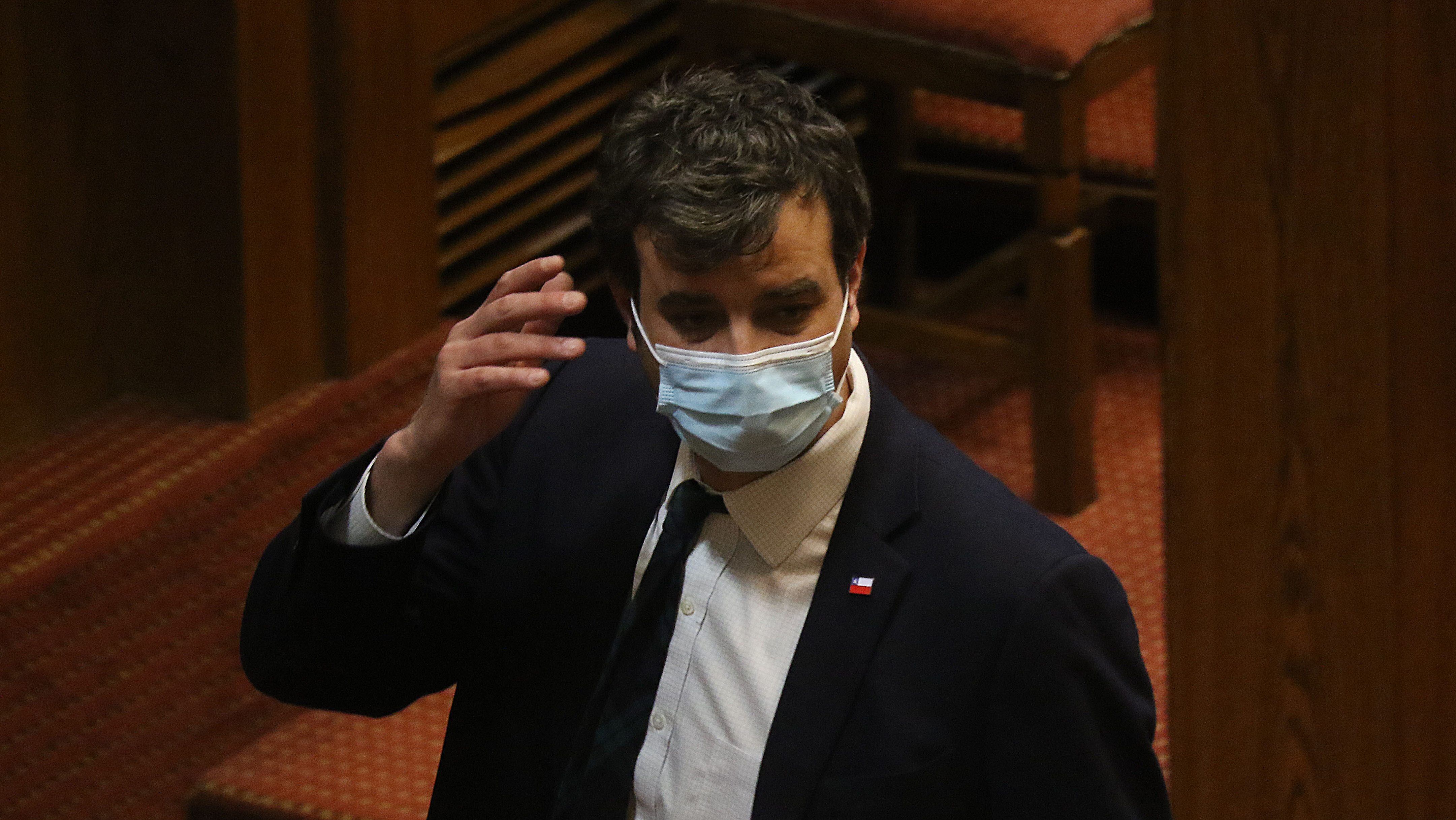 Cuarto Retiro: Ministro Ossa cuestionó al diputado Ilabaca