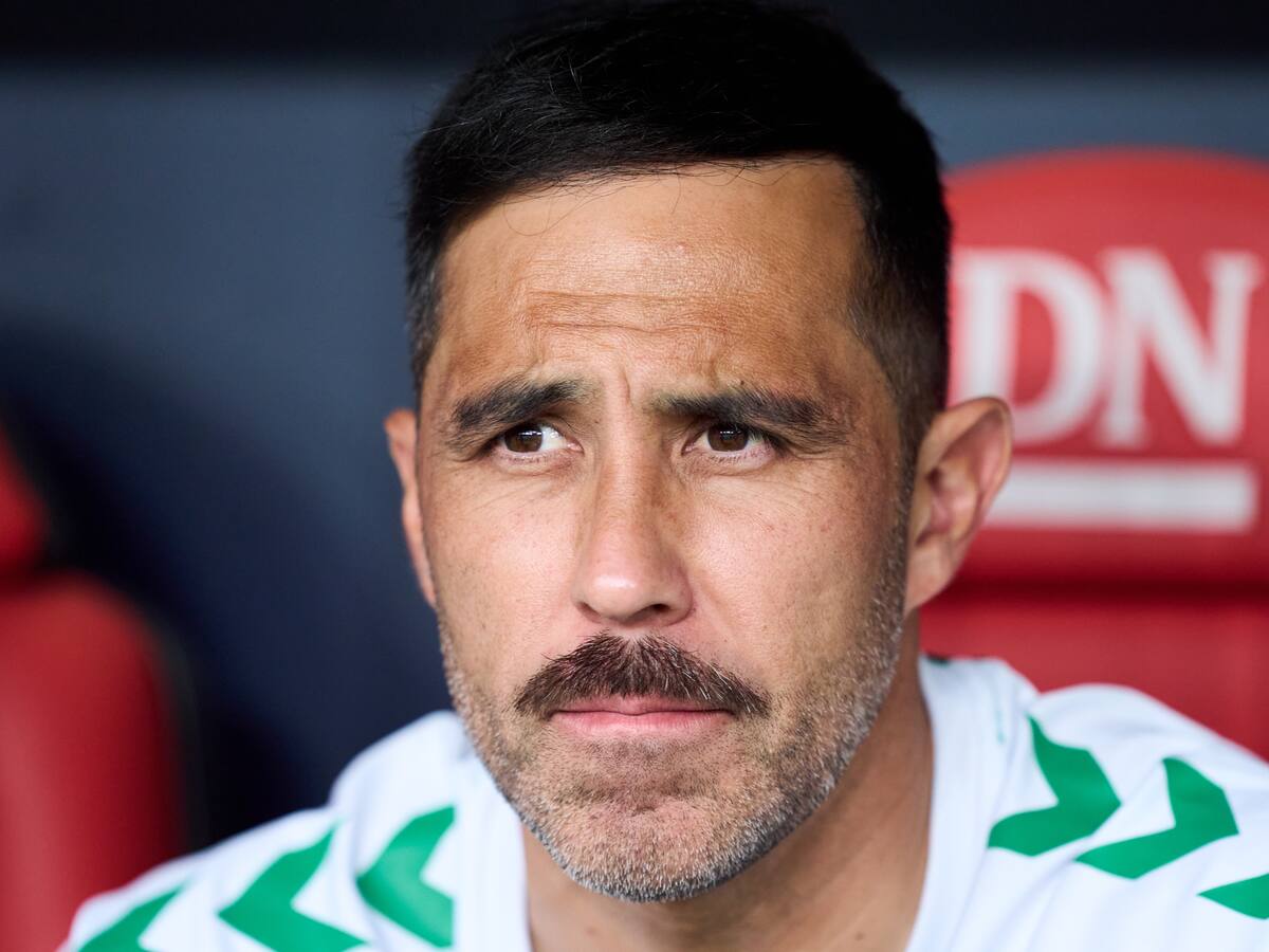 “Si tiene ganas, Claudio Bravo no tendría problemas en estar a punto en muy poco tiempo en Colo Colo”