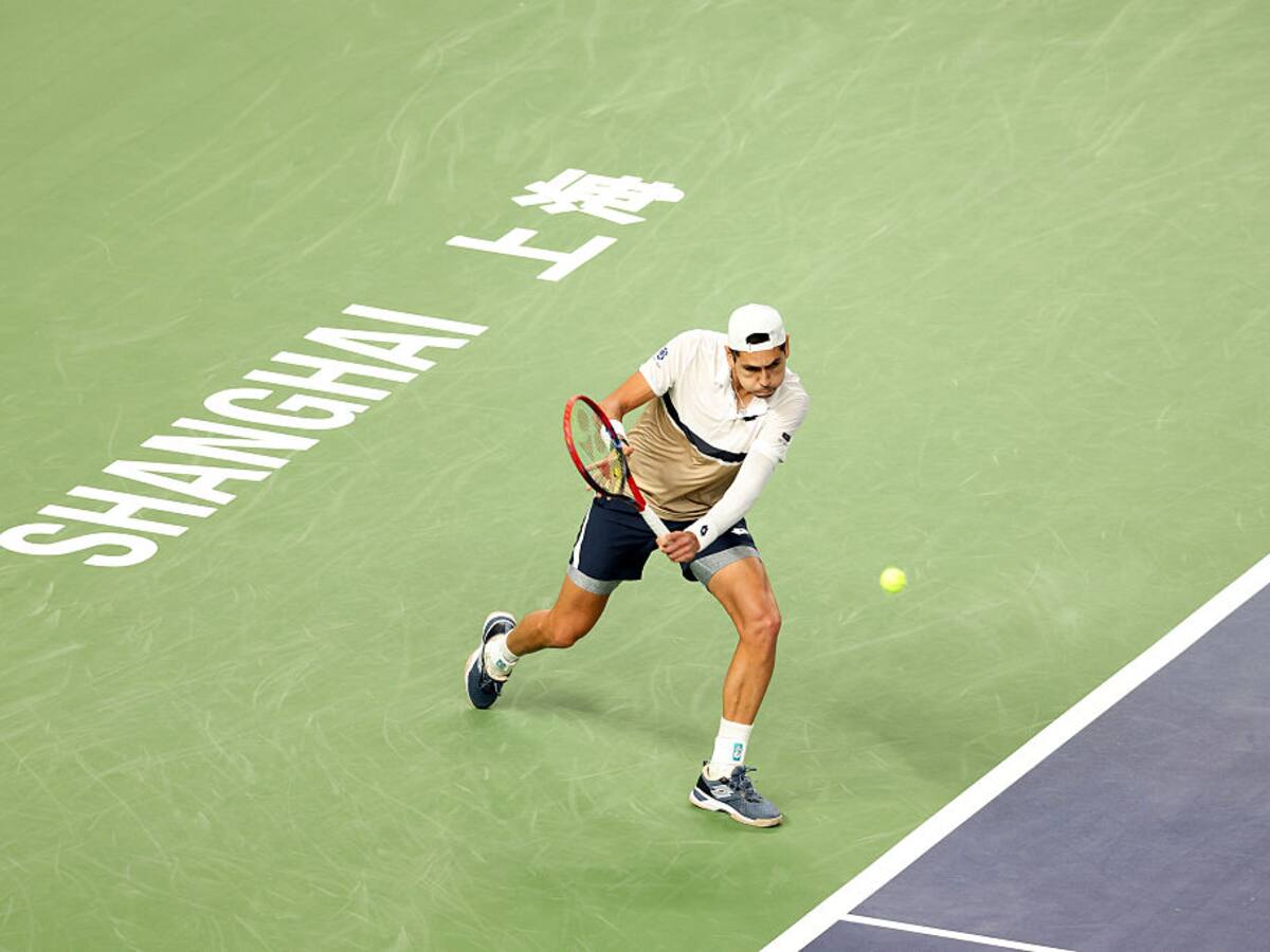 Alejandro Tabilo no pudo con Félix Auger-Aliassime y se despide del Masters 1000 de Shanghái