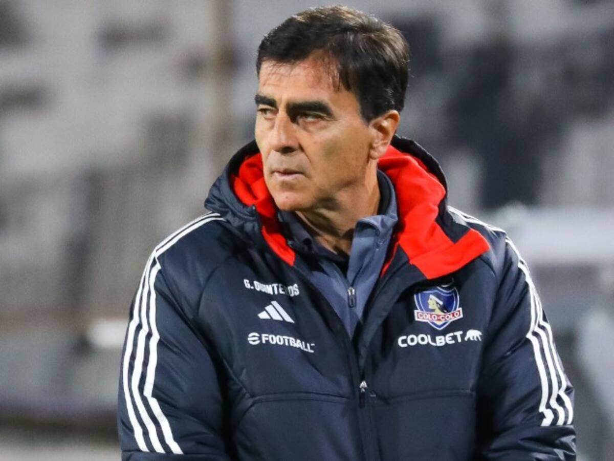 Gustavo Quinteros niega conflictos en Colo Colo y aclara la situación de Lezcano: «Si él no juega es porque hay otro mejor, nada más»