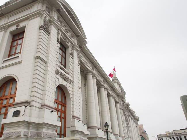 La sede del congreso de Perú en Lima