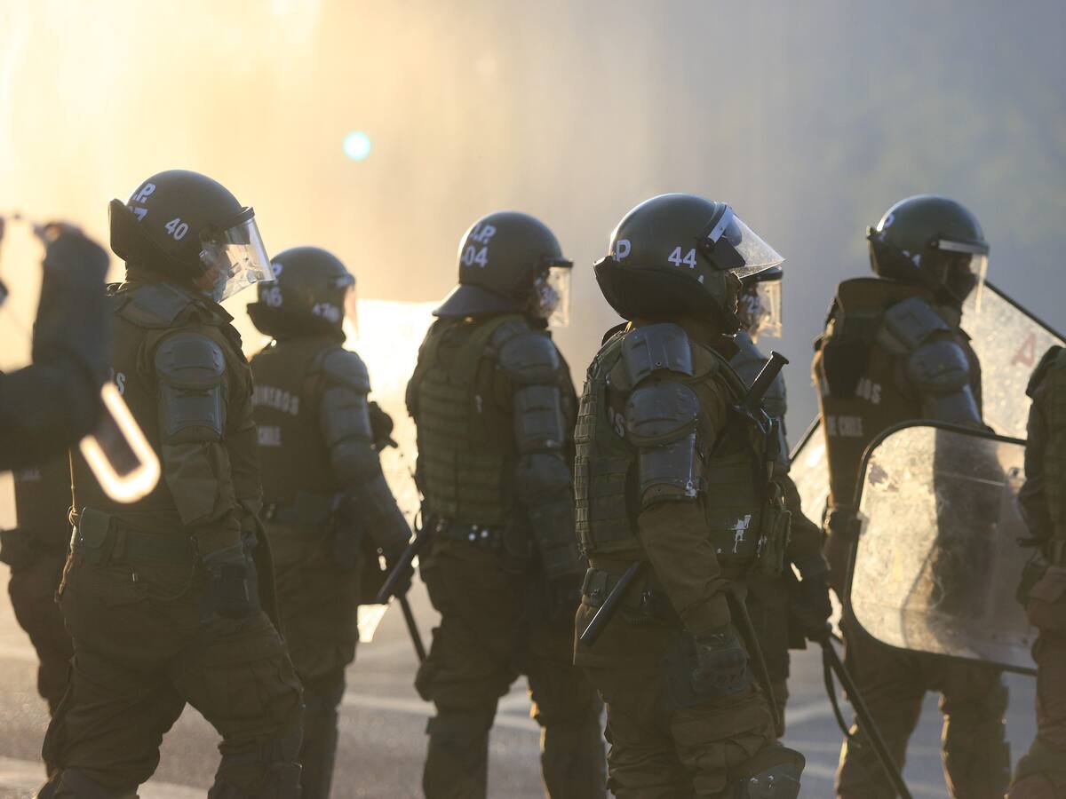 Carabineros presentó decálogo con enfoque en el “reconocimiento y respeto a los Derechos Humanos”