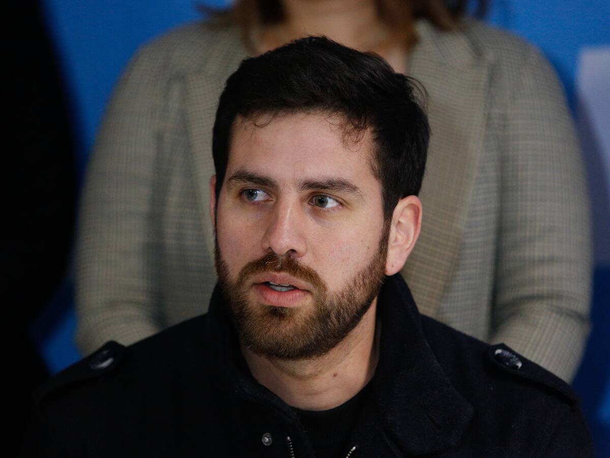 Diputado Diego Ibáñez califica de “traición” comportamiento de Manuel Monsalve y defiende actuar del Presidente Boric ante denuncia por violación