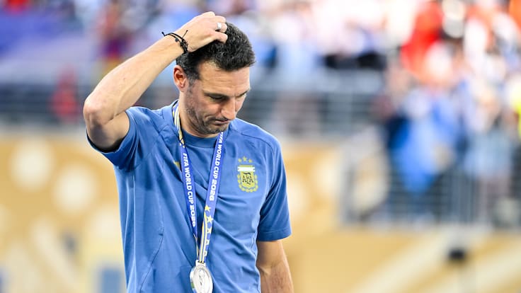 Scaloni desliza su posible salida de la banca de Argentina: “No sé si se pueda hacer algo tan grande”