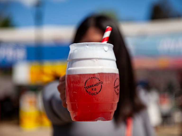 Fiestas Patrias 2025: conoce el verdadero origen del famoso trago “terremoto”