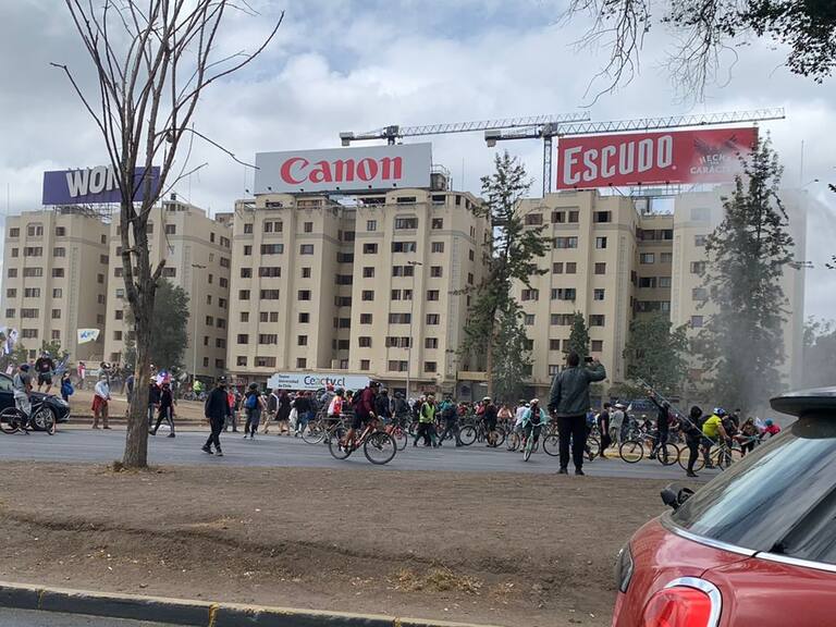 Enfrentamiento de adherentes de Kast y Boric