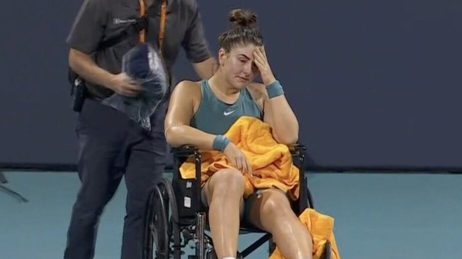 Tenista Bianca Andreescu vive desgarrador momento tras dura lesión en Miami Open: "Nunca antes sentí este dolor"
