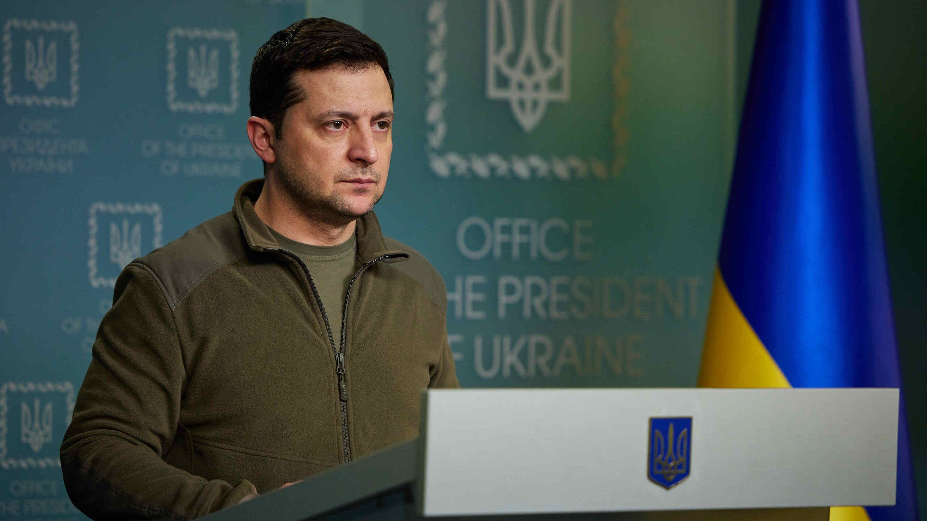 KYIV, UKRAINE - FEBRUARY 25: (EDITORIAL USE ONLY MANDATORY CREDIT - "PRESIDENCY OF UKRAINE/ HANDOUT" - NO MARKETING, NO ADVERTISING CAMPAIGNS - DISTRIBUTED AS A SERVICE TO CLIENTS) Ukraine's President Volodymyr Zelenskyy holds a press conference on Russia's military operation in Ukraine, on February 25, 2022 in Kyiv. (Photo by Presidency of Ukraine/Handout/Anadolu Agency via Getty Images)