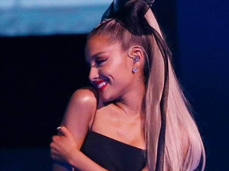 Ariana Grande dedica canción a sus exnovios y asegura que ya conoció a alguien mejor
