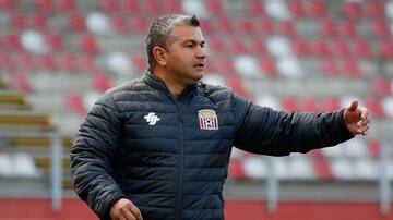 ¿Lo salvará del descenso? Damián Muñoz es oficializado como nuevo entrenador de Unión San Felipe