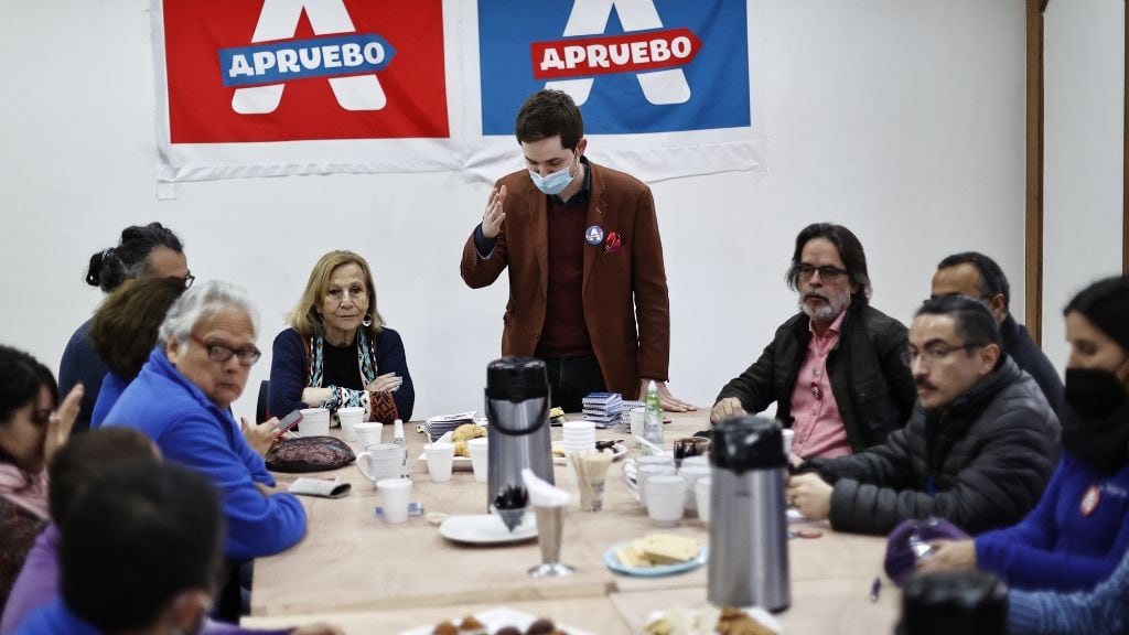 Apruebo, comando, 1024x576 jpg ok
