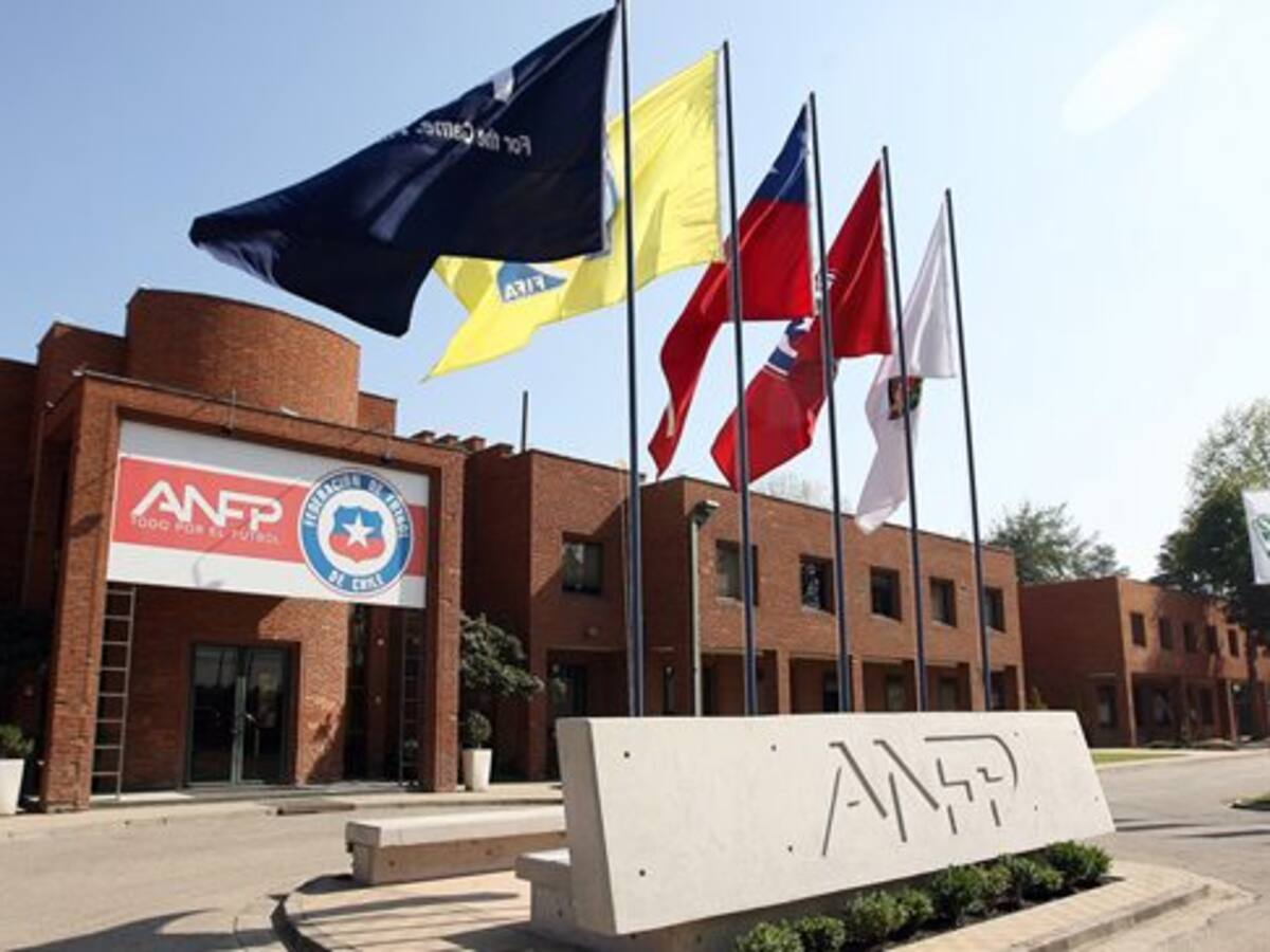 La ANFP cuestiona a la FIFA tras la resolución en el caso Byron Castillo: «Es un día oscuro para la credibilidad del sistema»